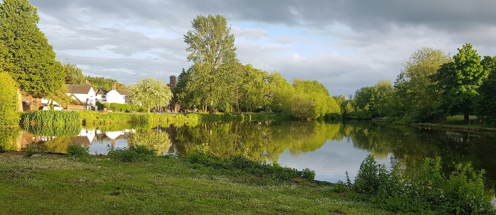Main view of Barr Hill Pools