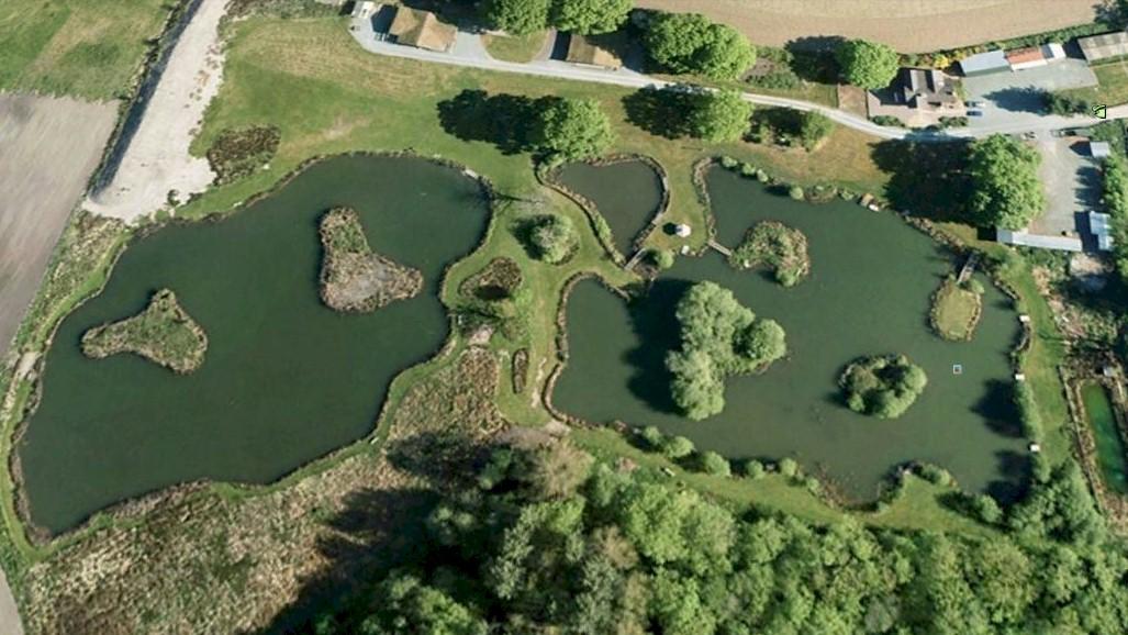 Spring Heath Log Cabins & Fishery - Image 2