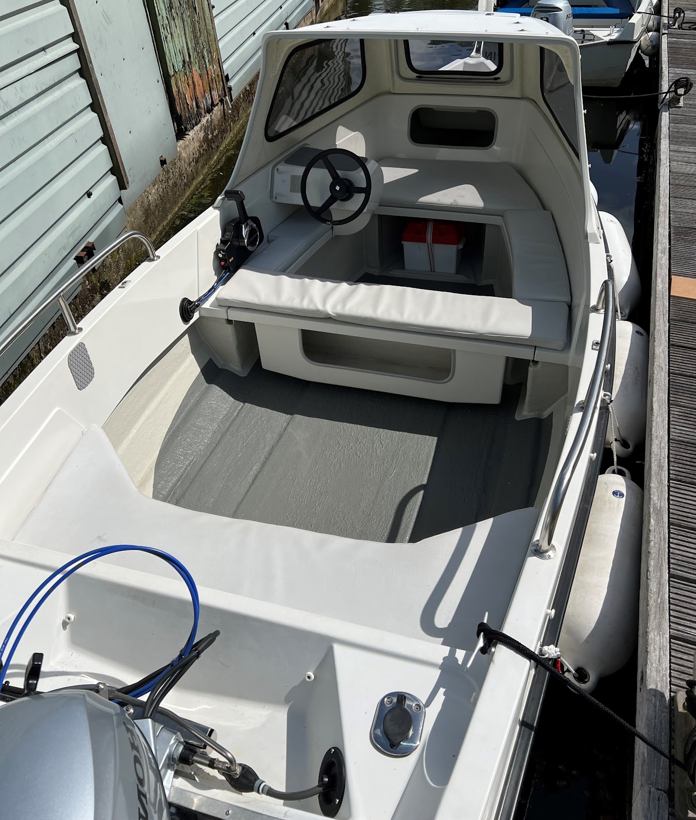 Severn Expeditions Day Boat Hire - Image 1