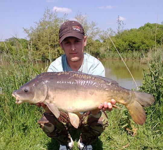 Hazel Court Fishery - Image 3